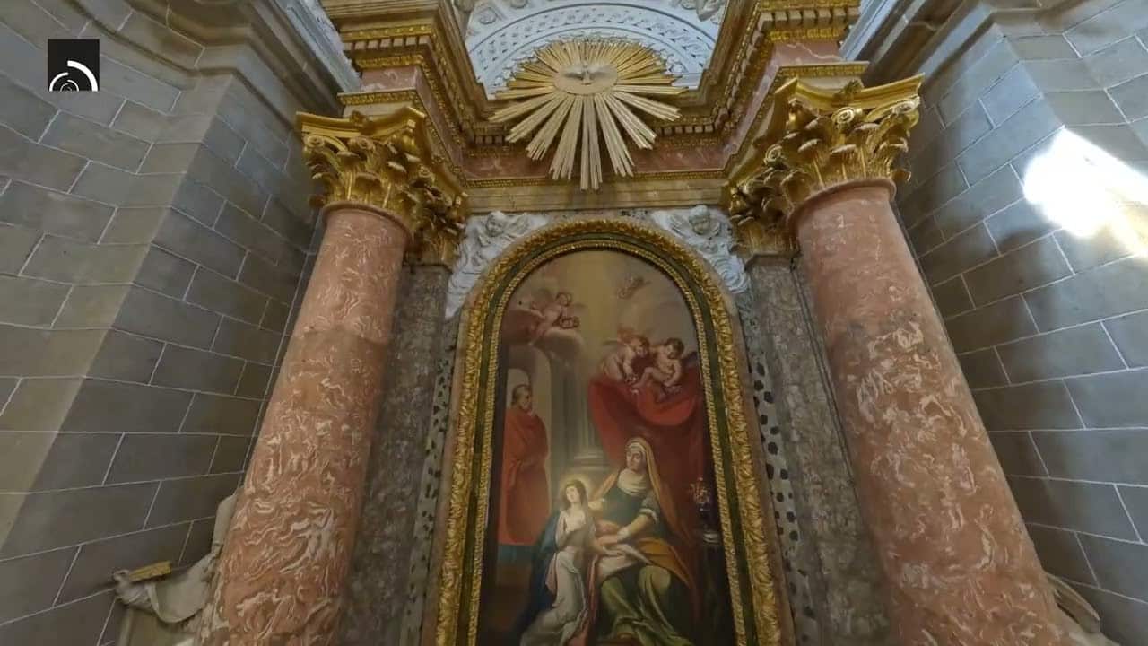 Explorando la Majestuosidad de Ávila: Una Guía Inolvidable de la Catedral