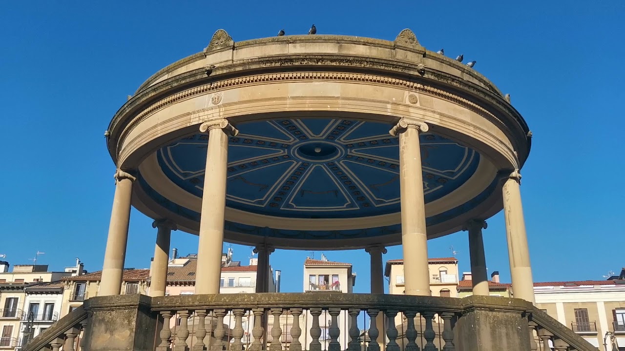 Explora la Plaza del Castillo Parque: Historia, Atracciones y Más Explora la Plaza del Castillo Parque: Historia, Atracciones y Más